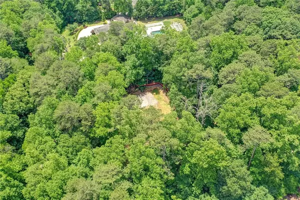Atlanta, GA 30327,1113 Crest Valley DR