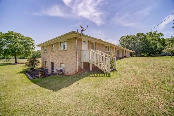 Covington, GA 30016,252 Lovers Lane RD