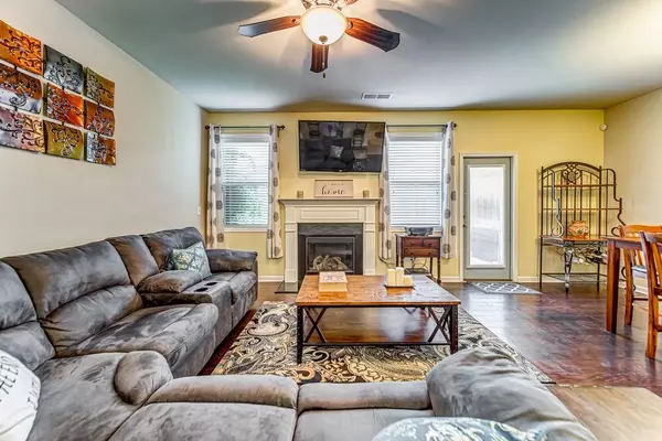 Woodstock, GA 30189,146 Townview DR
