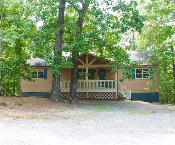 27 Chickasaw CT, Ellijay, GA 30540