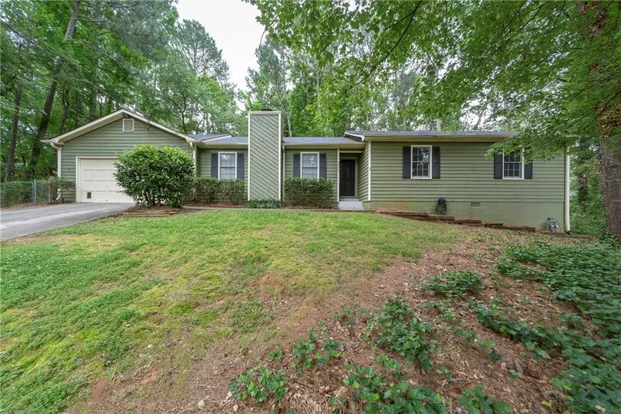 2654 Crystal CT, Lawrenceville, GA 30044