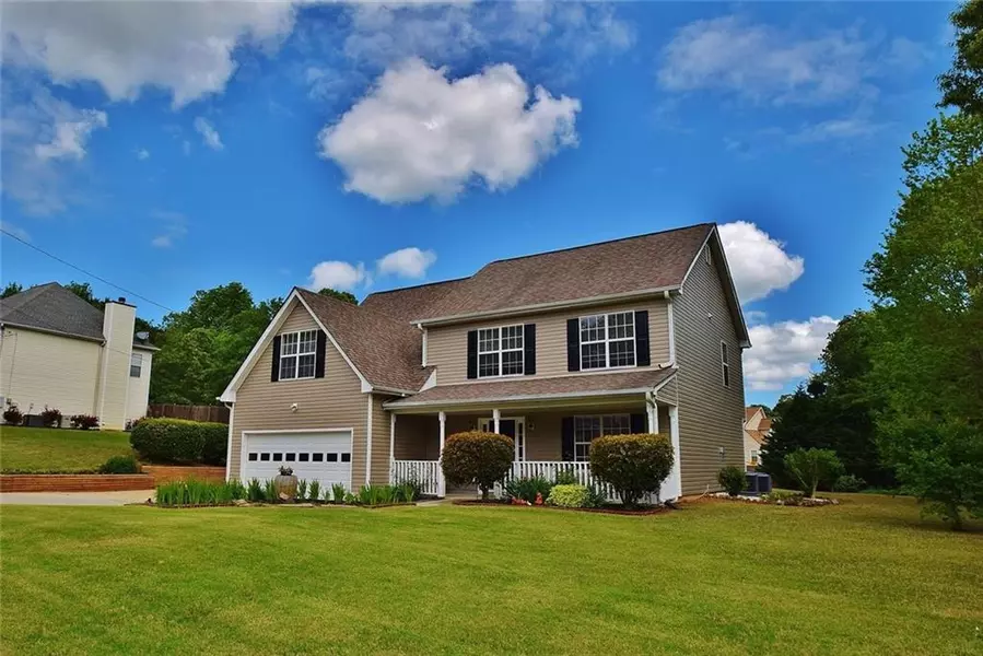 7235 Coral Lake DR, Flowery Branch, GA 30542