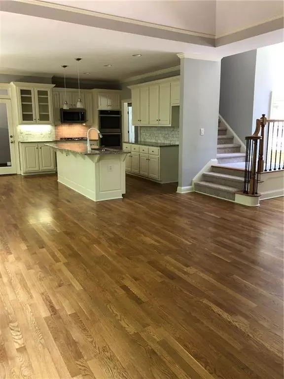 Alpharetta, GA 30004,245 Weatherwood CIR
