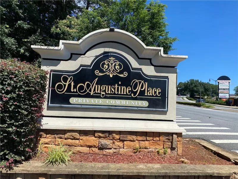 206 Augusta DR SE #206, Marietta, GA 30067