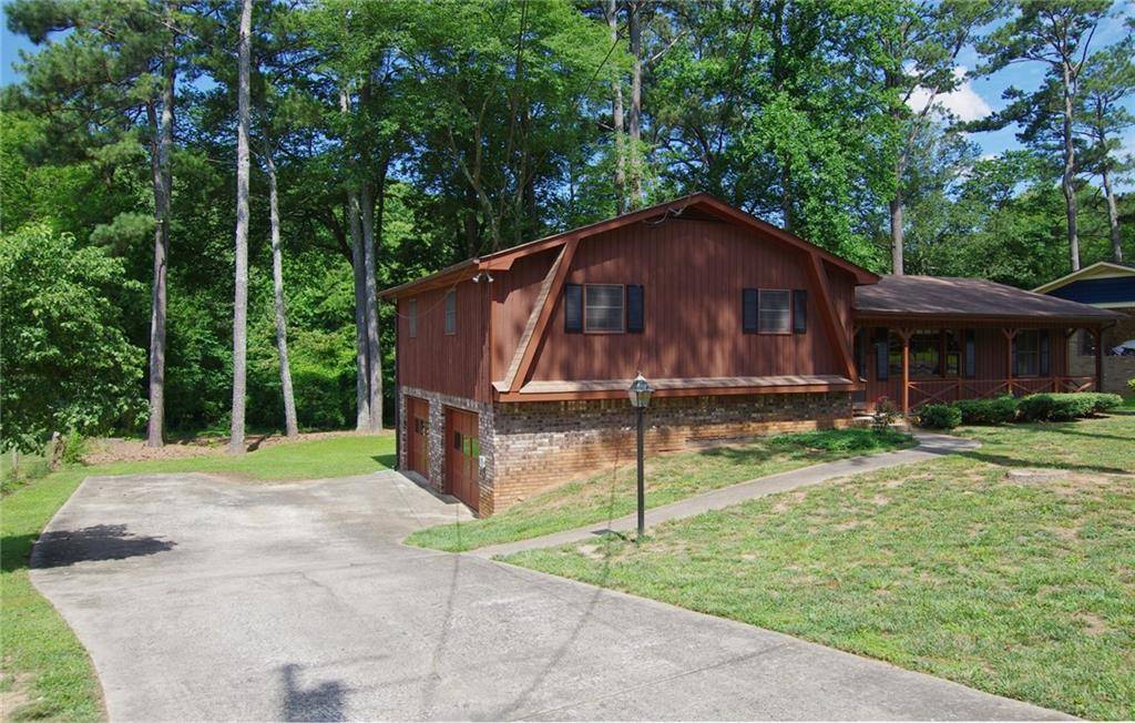 2557 Hedgerow DR, Marietta, GA 30066