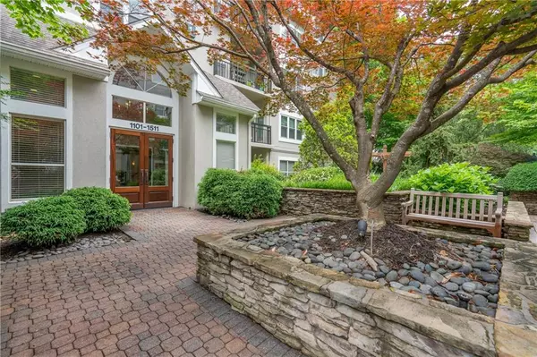1206 River Green DR NW, Atlanta, GA 30327