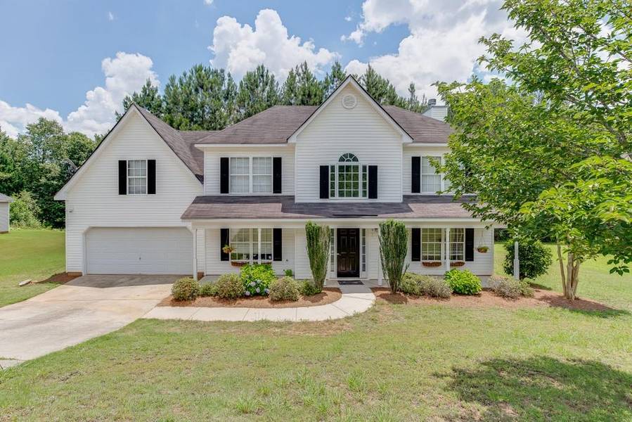 166 Towler Shoals DR, Loganville, GA 30052