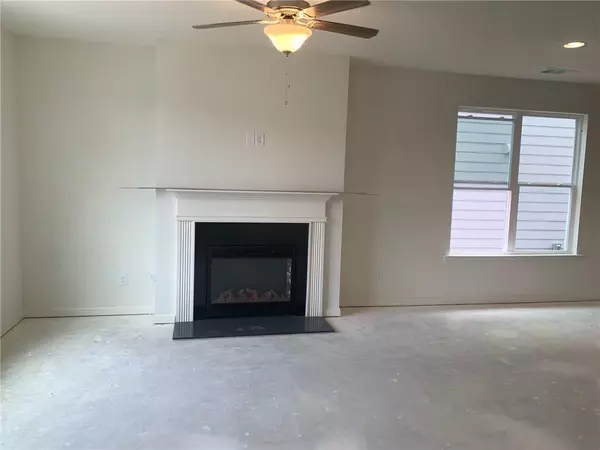 Atlanta, GA 30331,838 Regal LN SW