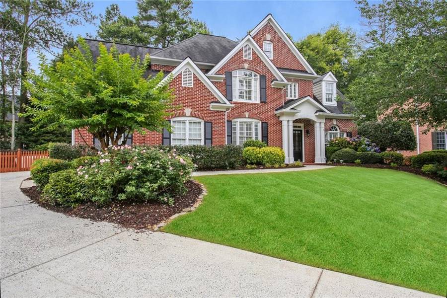 3040 Darien Park DR, Roswell, GA 30076