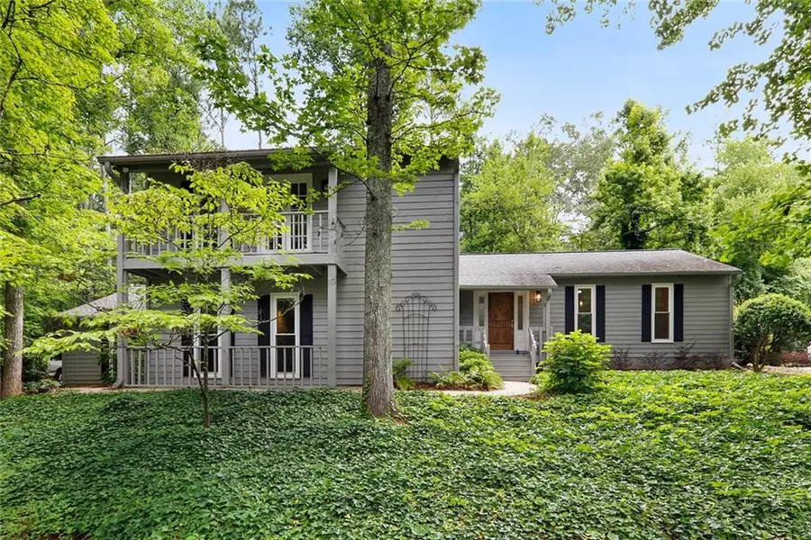 2673 Chimney Springs DR, Marietta, GA 30062