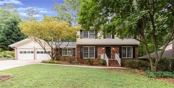 1574 Country Squire CT,  Decatur,  GA 30033