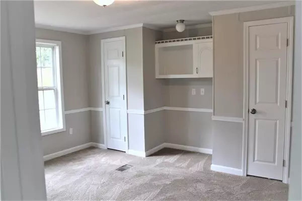 Loganville, GA 30052,950 Church WAY