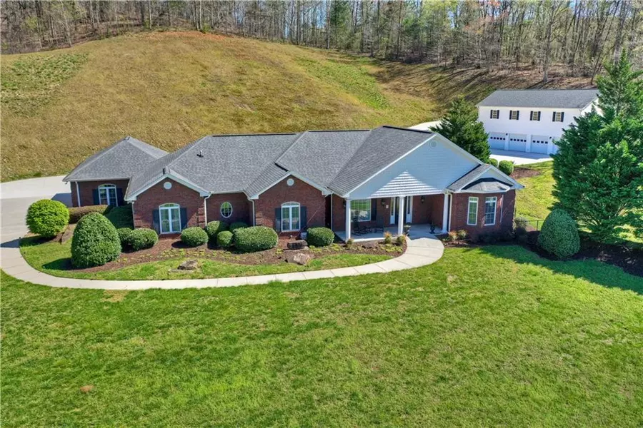 2451 Boardtown RD, Ellijay, GA 30540