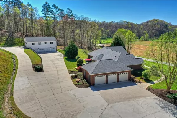 Ellijay, GA 30540,2451 Boardtown RD