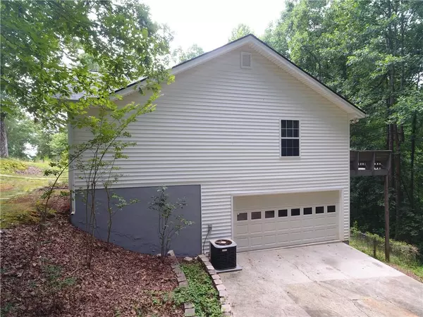 Gainesville, GA 30501,3231 Navajo CIR