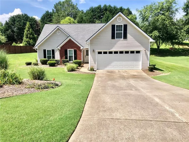 6069 Devonshire DR, Flowery Branch, GA 30542