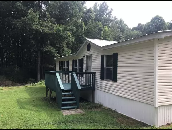 352 Copper Mines RD, Murrayville, GA 30564