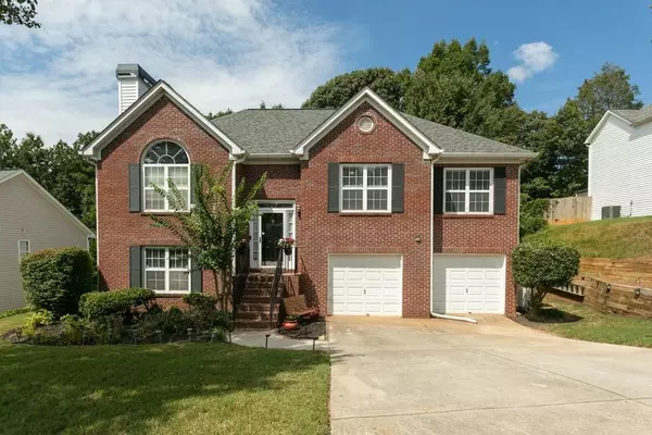 826 Eagle Glen XING, Woodstock, GA 30189