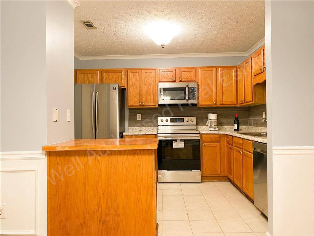 Newnan, GA 30263,101 Chastain LOOP