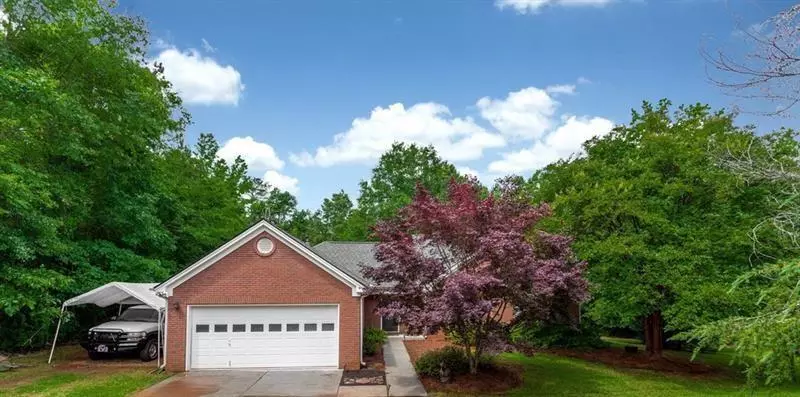 1080 Hunters Crossing LN, Monroe, GA 30656