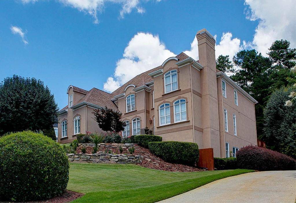 Johns Creek, GA 30022,4040 FALLS RIDGE DR