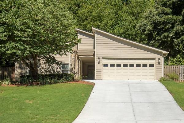 1050 Kristian WAY, Roswell, GA 30076