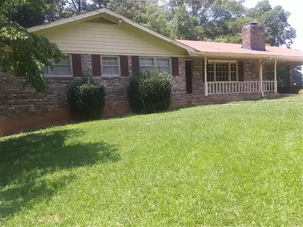 1898 Villa Rica RD, Powder Springs, GA 30127