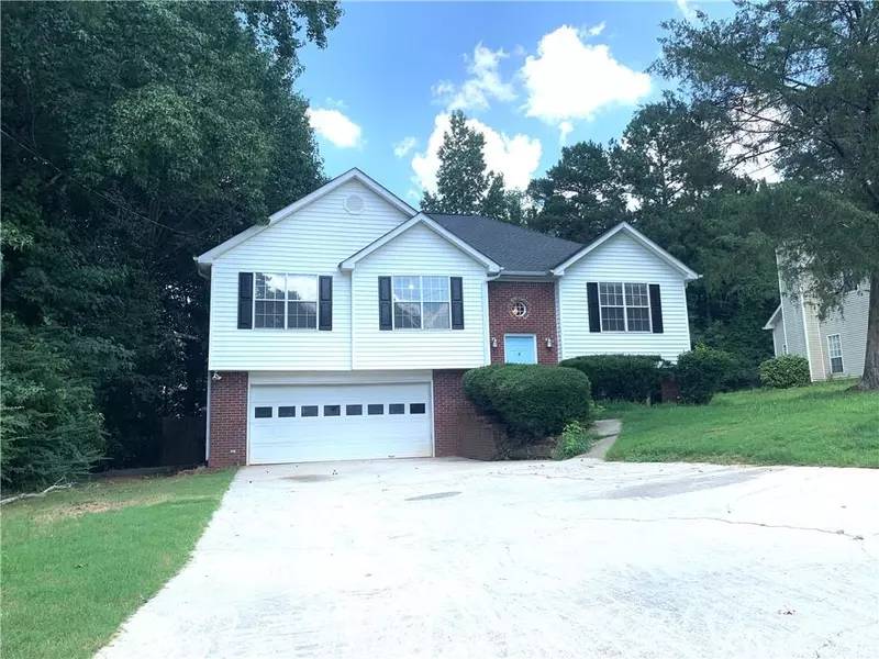 140 Cinnamon Fern Cir, Covington, GA 30016