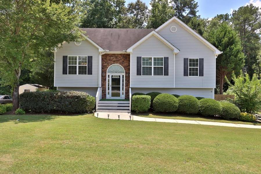 211 Towler Shoals DR, Loganville, GA 30052