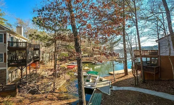 Waleska, GA 30183,166 Narrows LOOP