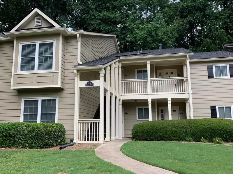 34 Doranne CT SE, Smyrna, GA 30080