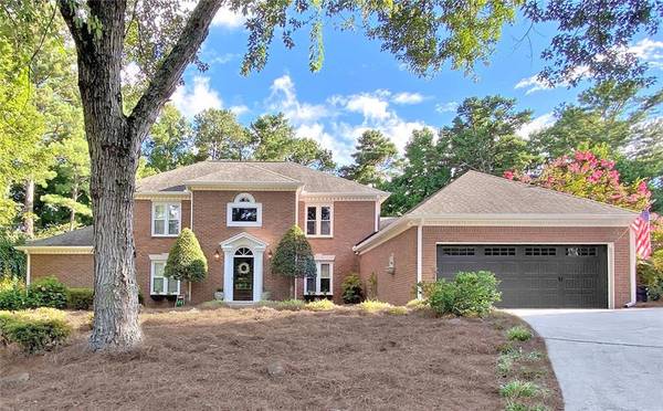 3035 Roxburgh DR, Roswell, GA 30076