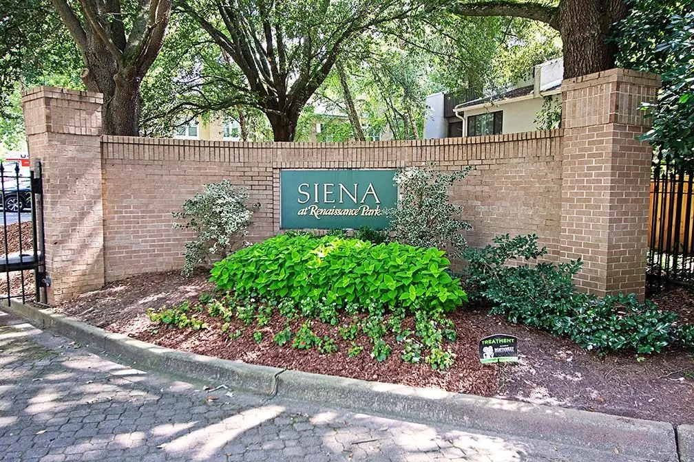 Atlanta, GA 30308,240 Renaissance Pkwy NE #212