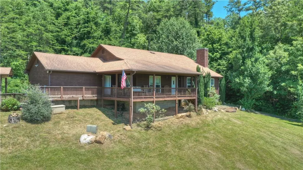 106 Old Cashes Valley RD, Blue Ridge, GA 30513