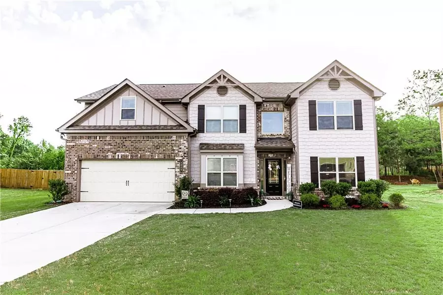 5809 Park PT, Flowery Branch, GA 30542