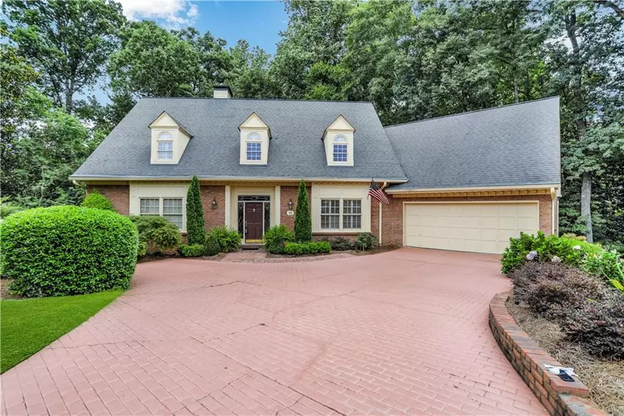 11 Downshire CIR, Decatur, GA 30033