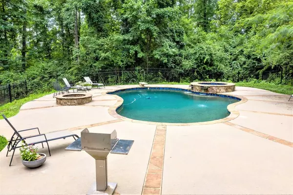 Milton, GA 30004,15335 Thompson RD