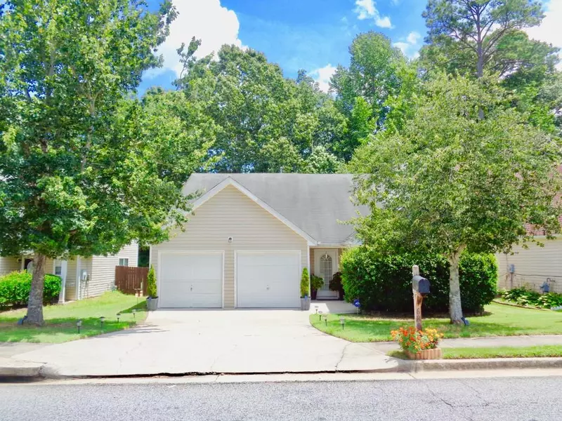 6802 Derby AVE, Fairburn, GA 30213