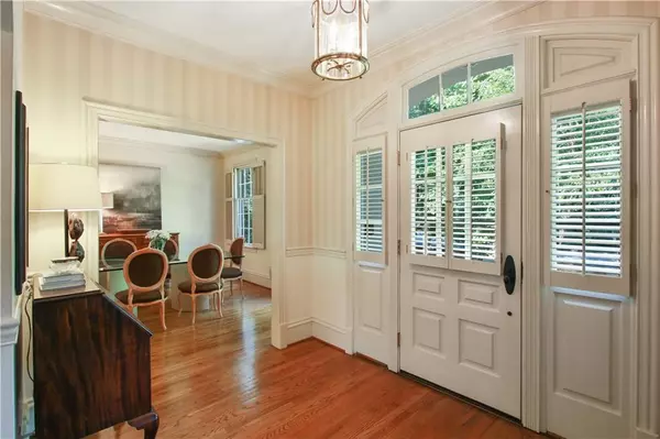 Atlanta, GA 30327,2405 Hyde Manor DR NW