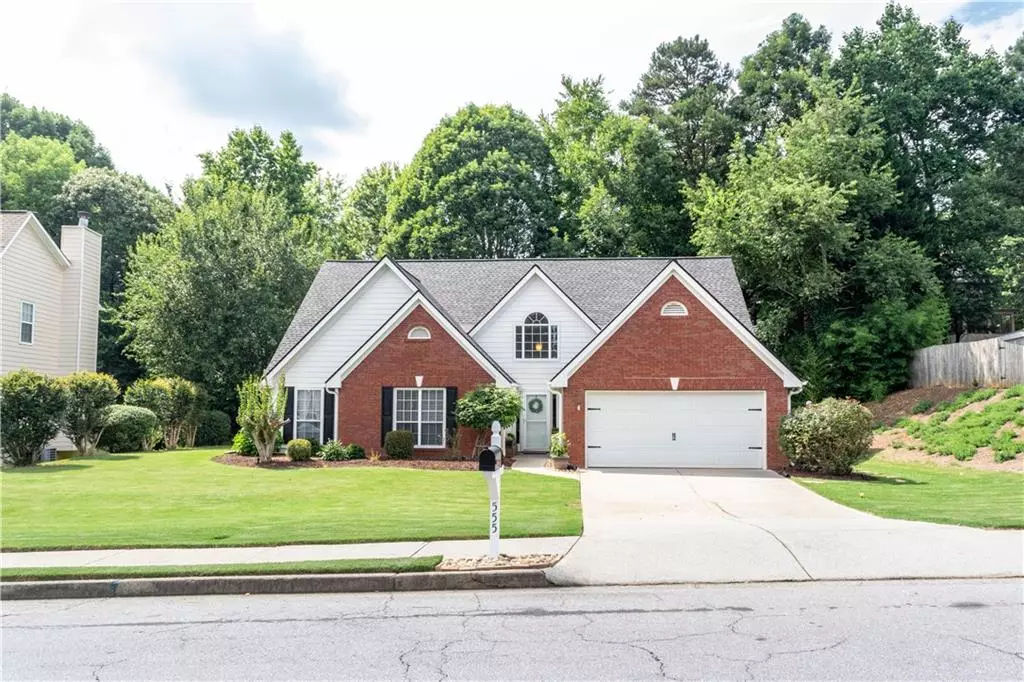 Suwanee, GA 30024,555 Running Fawn DR