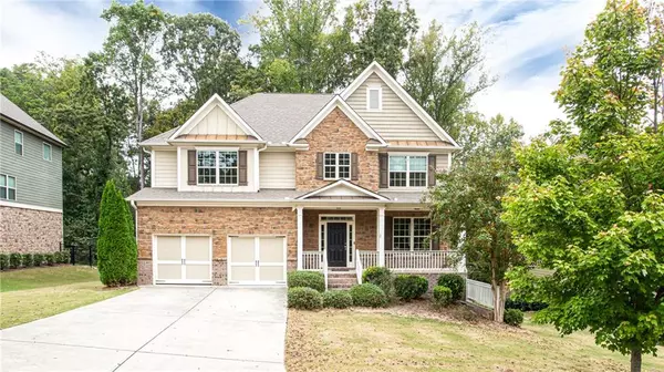 7429 Mockingbird LN, Flowery Branch, GA 30542