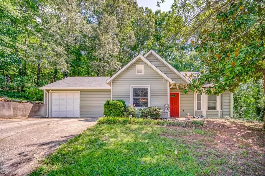 2748 Melissa Ann PL, Lithia Springs, GA 30122