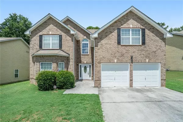 1915 Logan Ridge CIR, Loganville, GA 30052