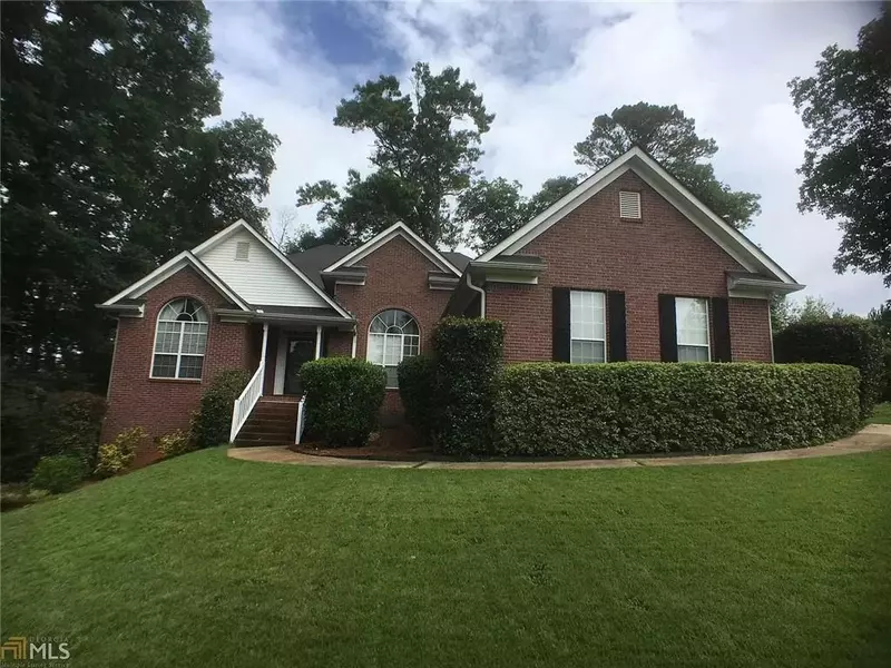 275 Bermuda Run DR, Covington, GA 30016