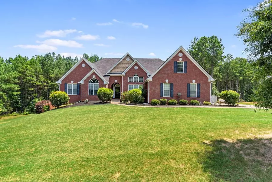 64 Harris TRL, Newnan, GA 30263