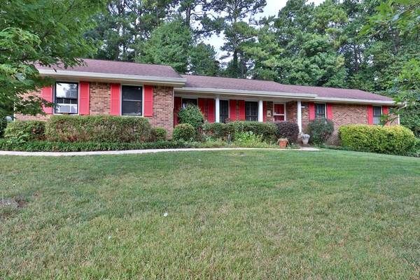 5704 FOUR WINDS DR SW, Lilburn, GA 30047