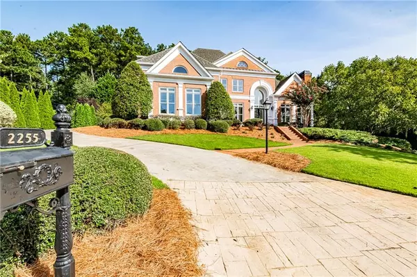 2255 Blackheath TRCE, Alpharetta, GA 30005