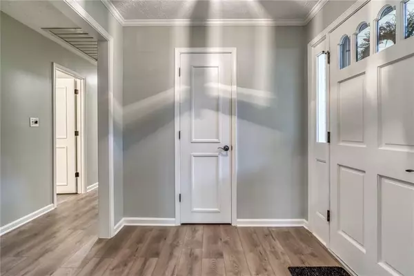 Loganville, GA 30052,5170 Lake Carlton RD