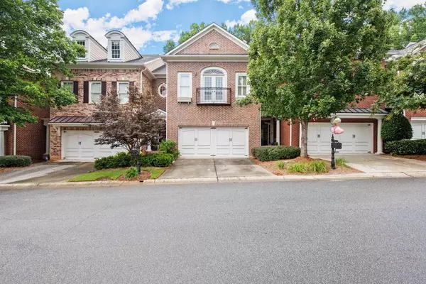 3105 Village Green DR, Roswell, GA 30075