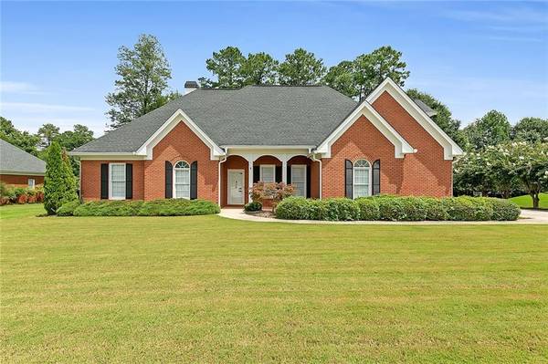 405 Mallory CIR, Loganville, GA 30052